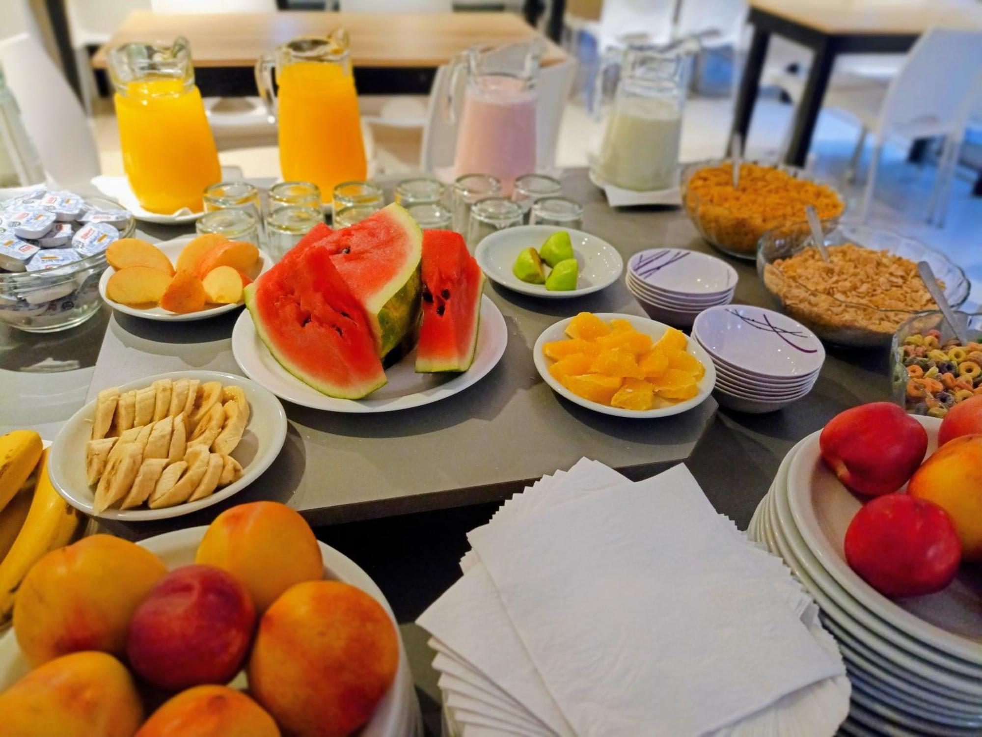Hotel Garden Bariloche Екстер'єр фото